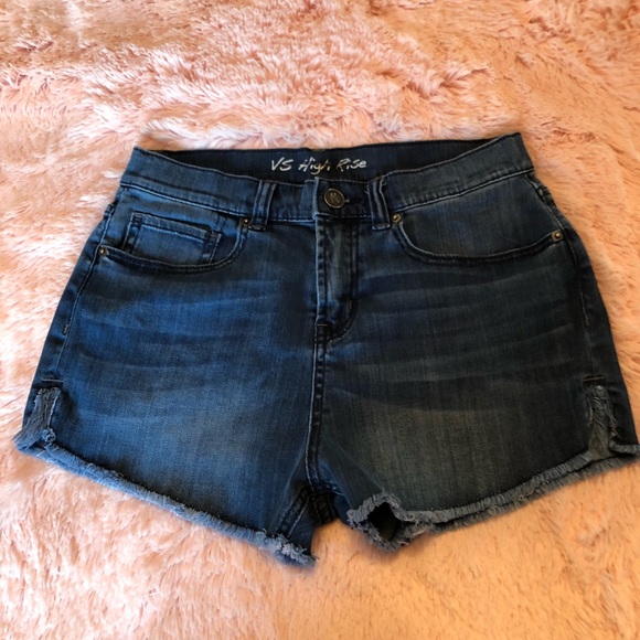Victoria’s Secret High Waist shorts - Picture 2 of 6